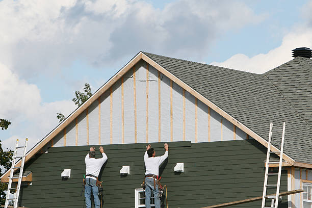 Professional Emergency Siding Repair technician working in Aurora, OH